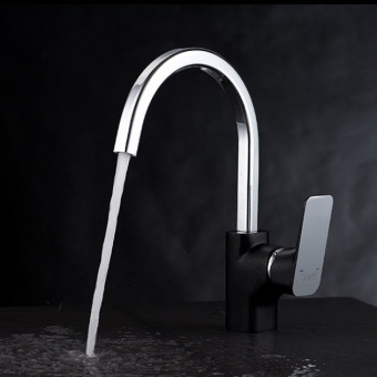 Смеситель д/кухни черный+хром 1432415 #WF_CITY_VIN# картинка